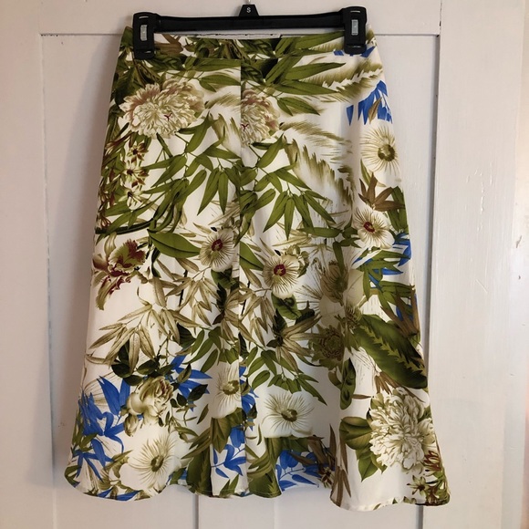 Bacio Tropical Floral Midi Skirt - Picture 2 of 3